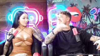 Lillian Phillips Leaks Her Pillow Talk Porn Video with OnlyFans