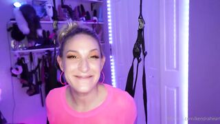 Leaked videos: Kendra Heart squirts while getting fucked hard and strap-on fucked